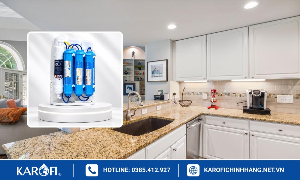 Tủ bếp đảo, chậu âm bàn có lắp được máy lọc Karofi gầm tủ?